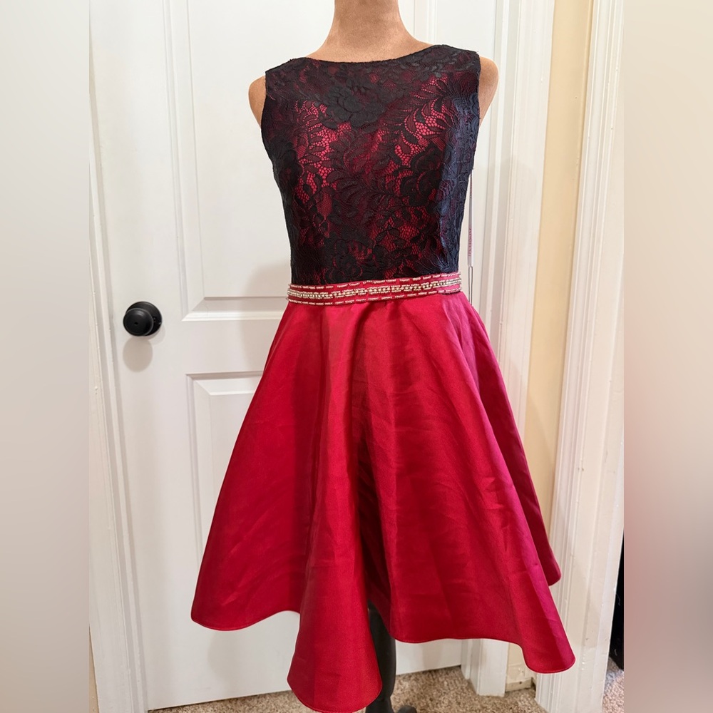 JJs House Short Formal Dress with Black Lace and Burgundy